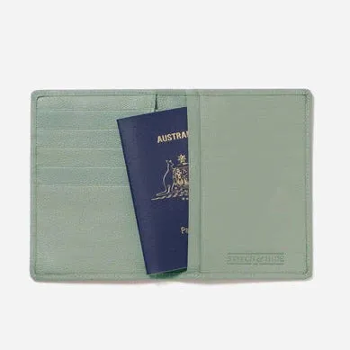 atlas passport holder