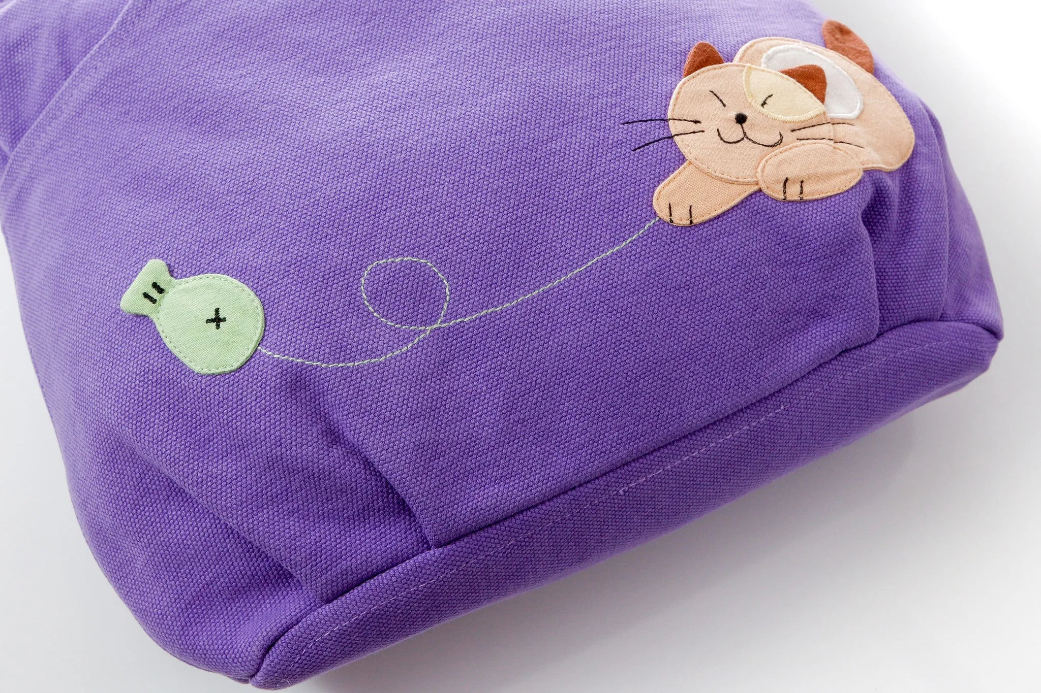 Cara Cat Mona Shoulder Bag