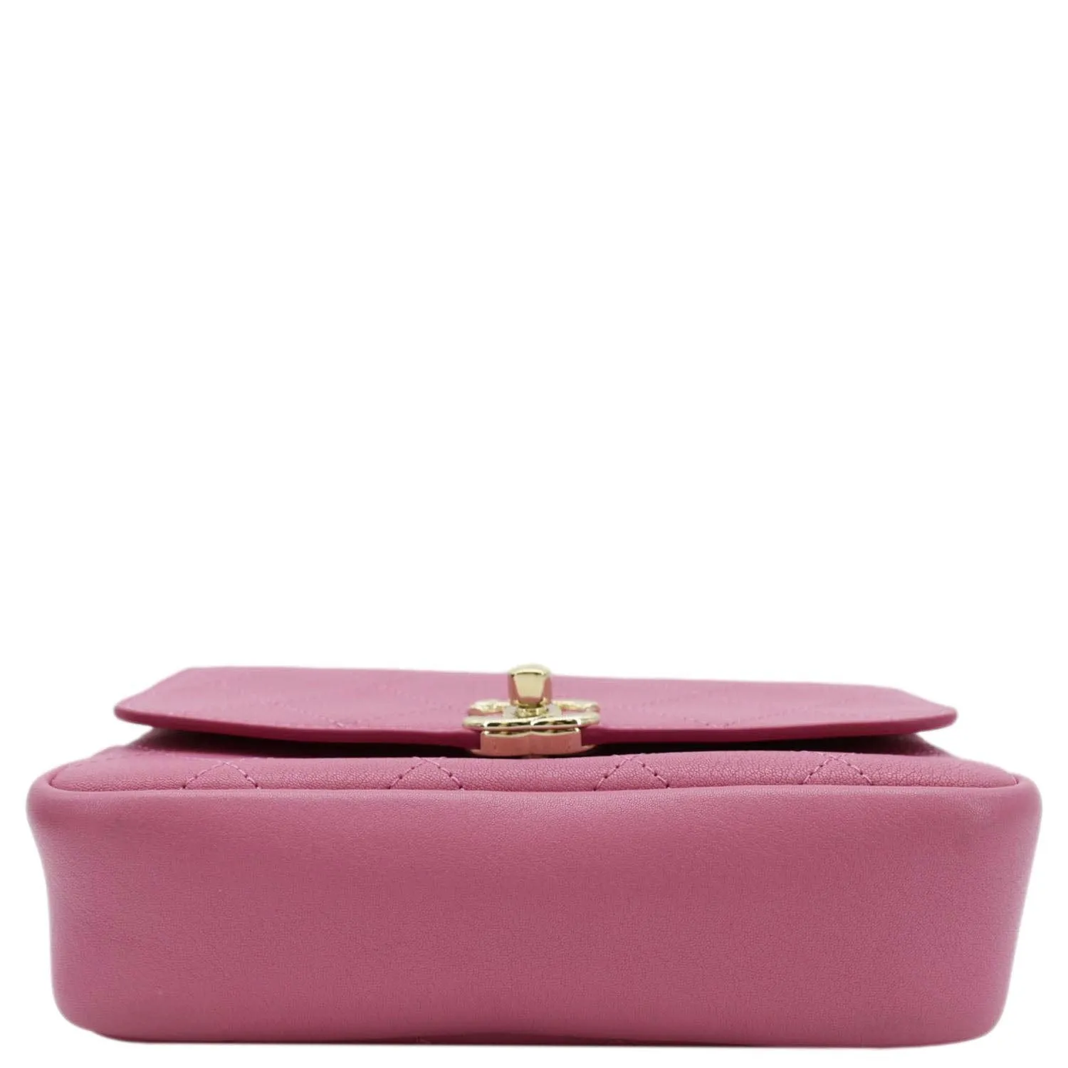 CHANEL Casual Trip Leather Waist Bag Pink