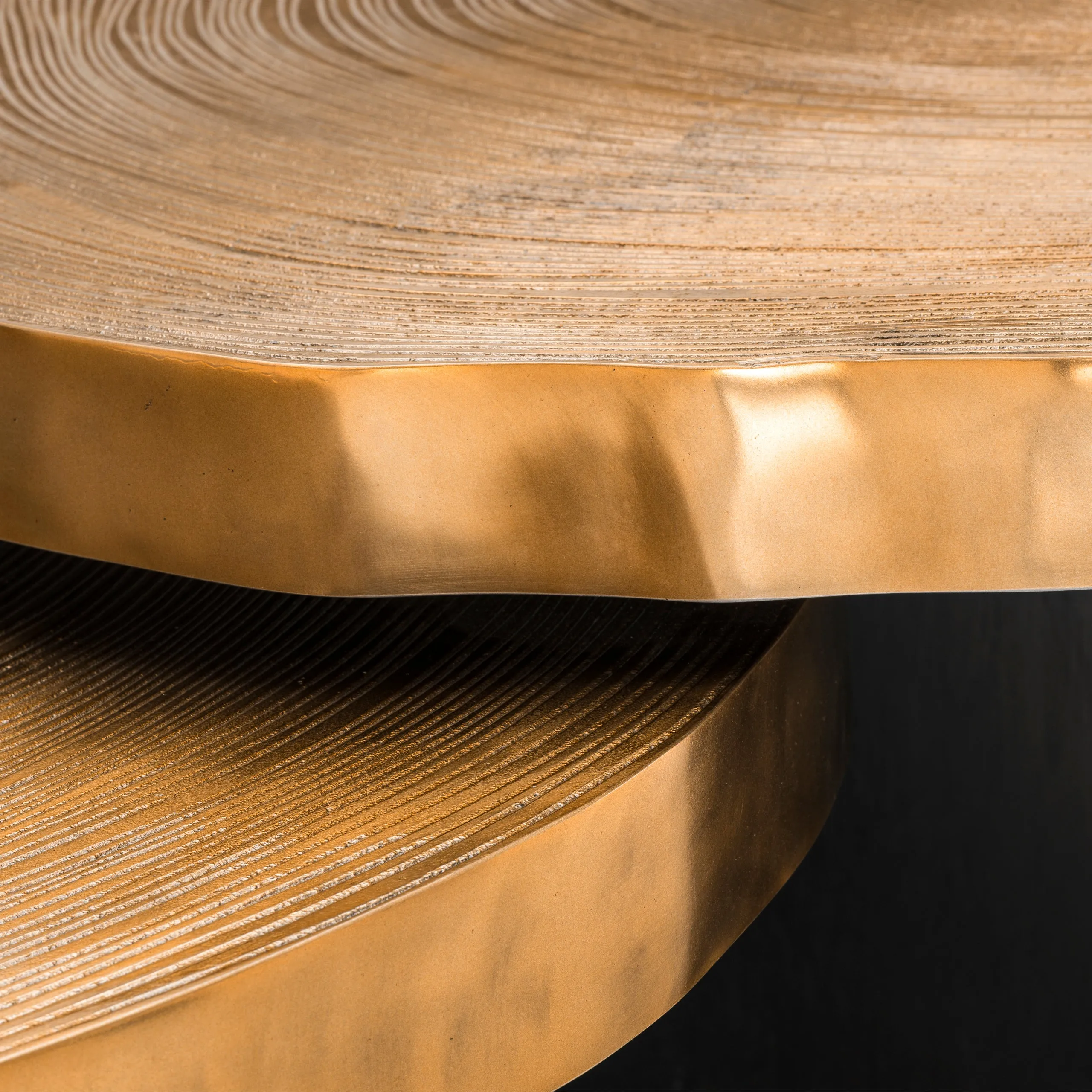Coffee Table Thousand