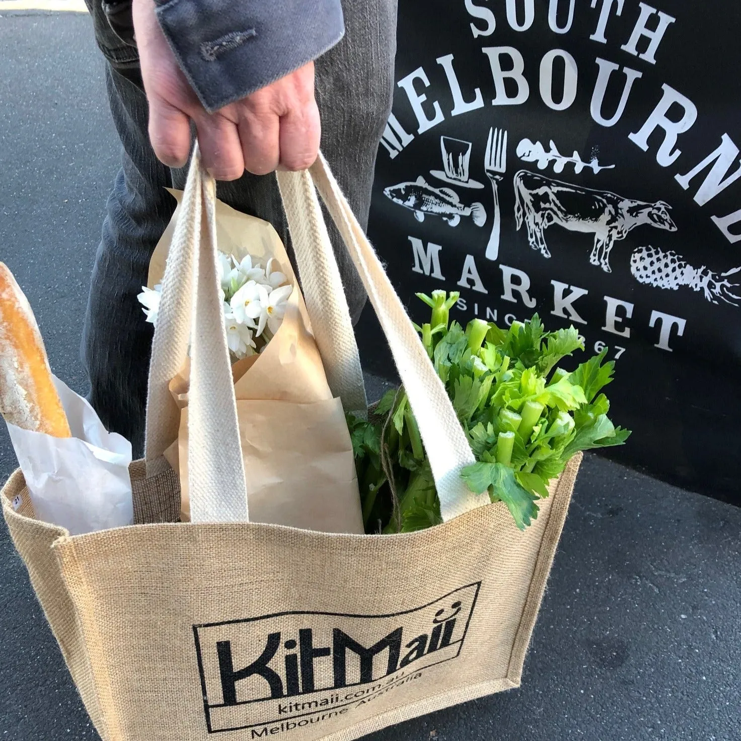 Jute Shopping Bag with handy pockets