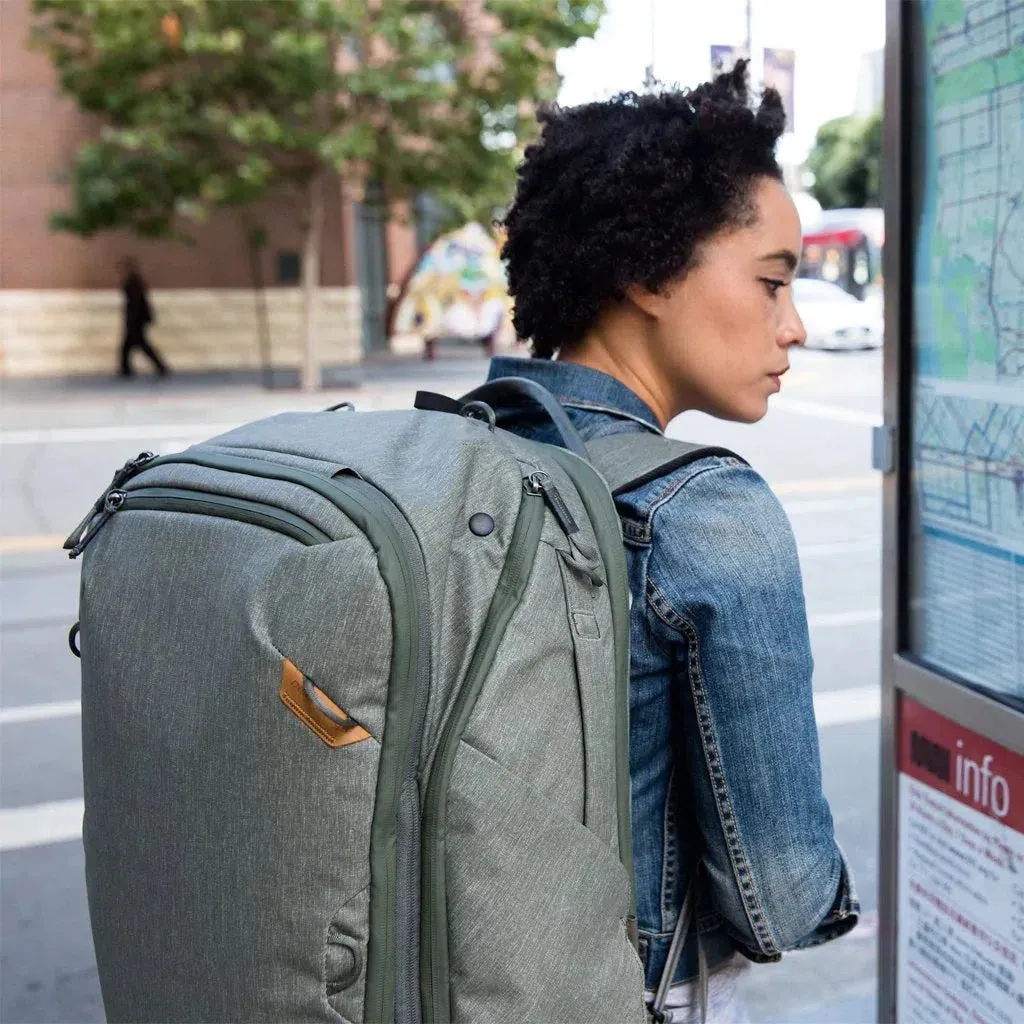 Peak Design TRAVEL BACKPACK 45L SAGE