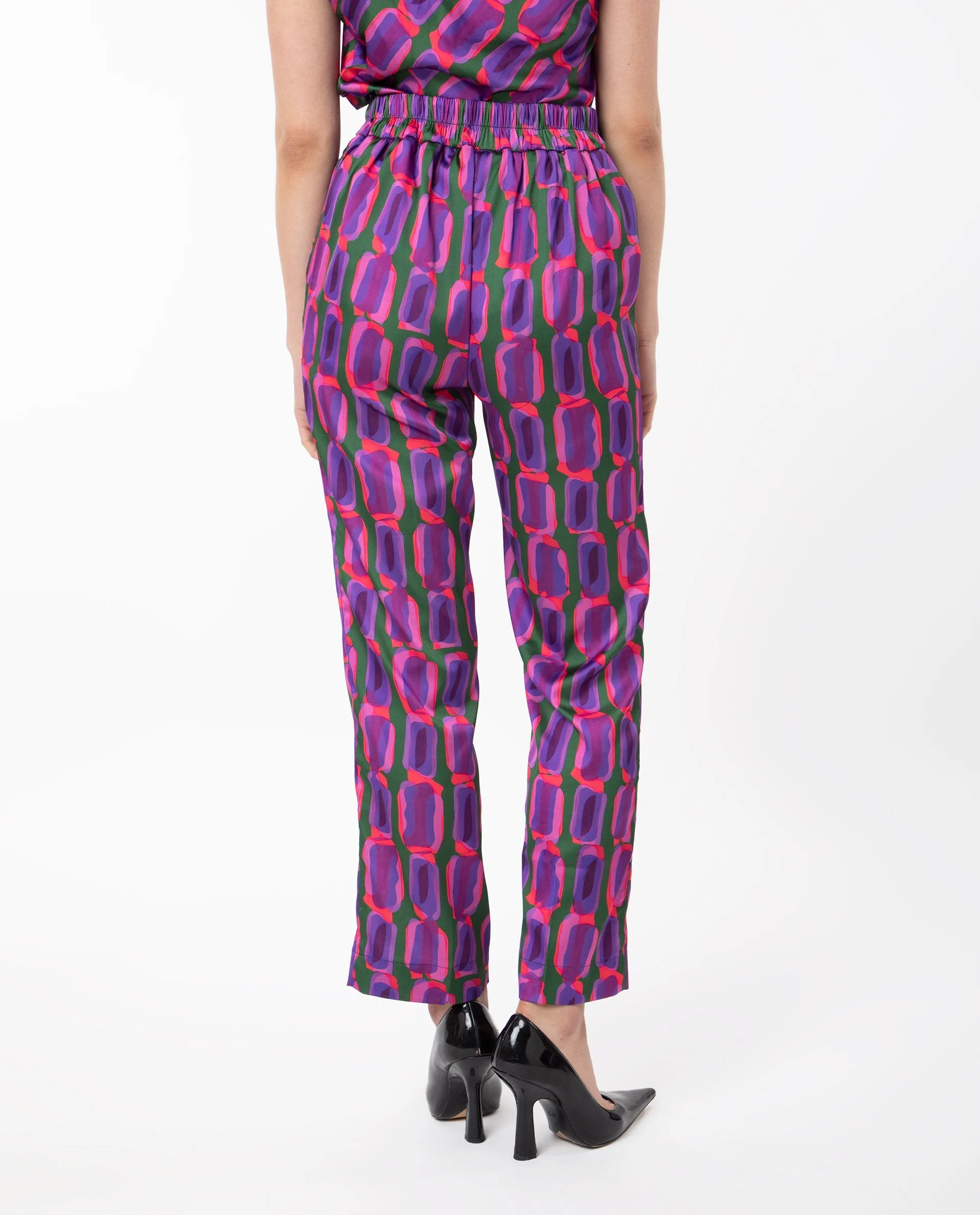 Rareism Women Eista Purple Polyester Fabric Relaxed Fit Geometric Print Ankle Length Trousers