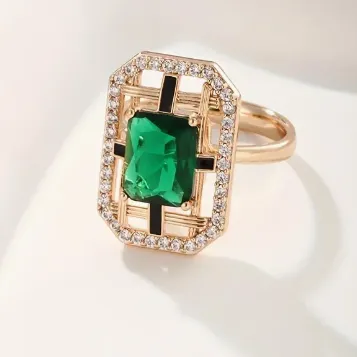 Regal Emerald Ring