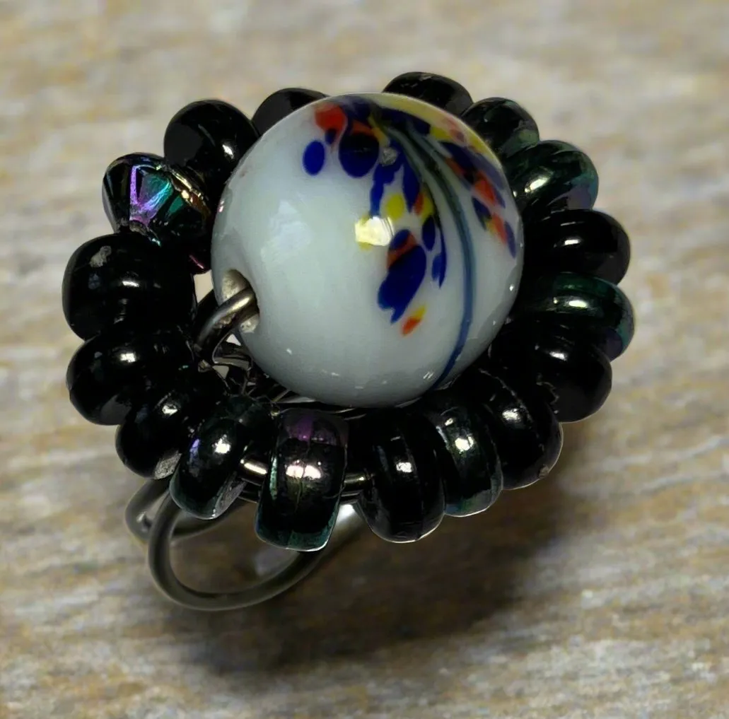 White Artistic Floral Glass Bead Ring