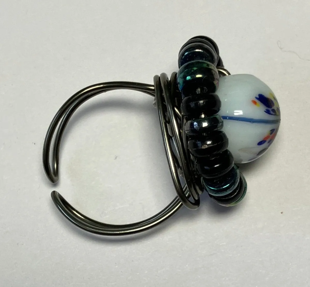 White Artistic Floral Glass Bead Ring